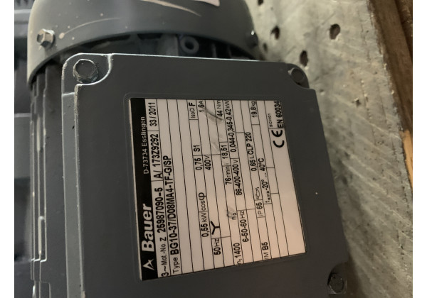 Motor: BG10-37/D08MA4-TF-G/SP-InStock Motor +Reduktor Motor: BG10-37/D08MA4-TF-G/SP Bauer