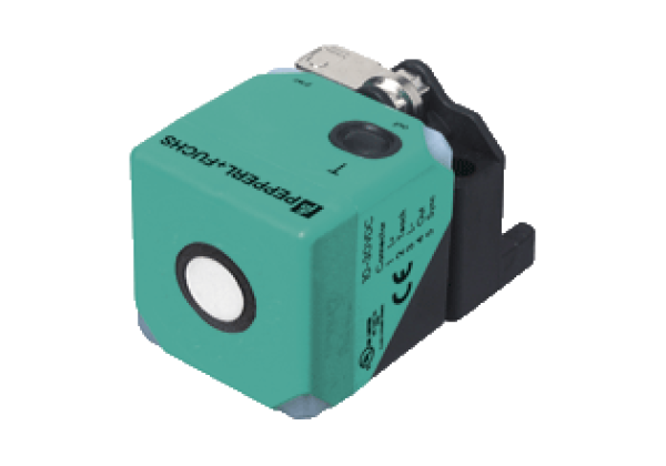 Ultrasonic sensor UC500-L2-E4-V15