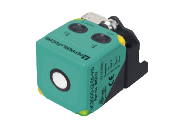 Ultrasonic sensor UC500-L2-E7-V15