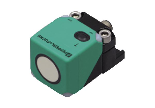 Ultrasonic sensor UC2000-L2M-E5-V15