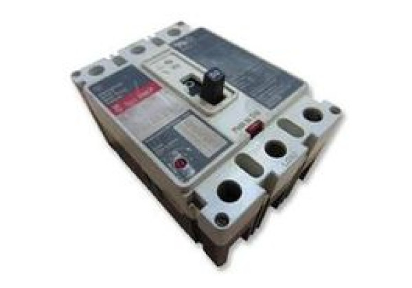 EATON CUTLER HAMMER HMCP050K2 CIRCUIT BREAKER, THERMAL MAGNETIC, 3P, 5